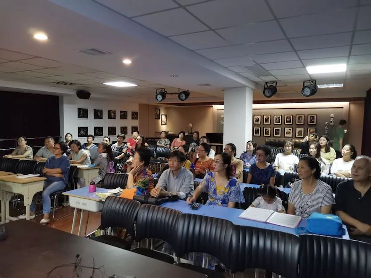 精彩回顾 | 日博集团e联远程艺术教育联盟俄罗斯美女钢琴家古娃老师远程公开课